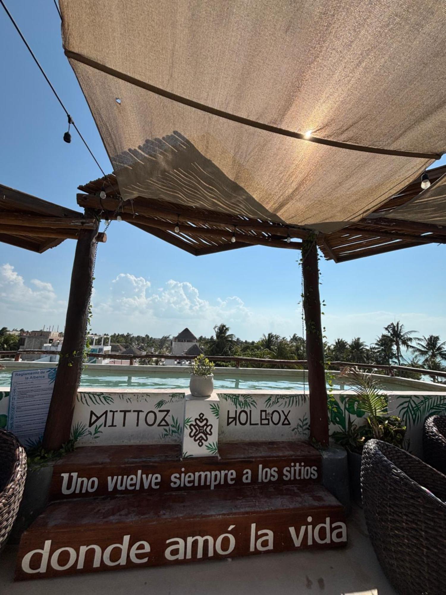 Hotel Mittoz Holbox Bagian luar foto